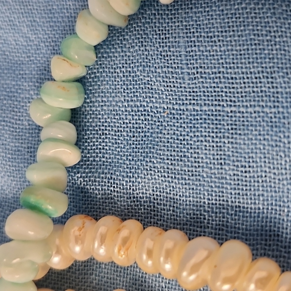 Vintage-Inspired Freshwater Pearl & Aventurine Necklace - Picture 3 of 5
